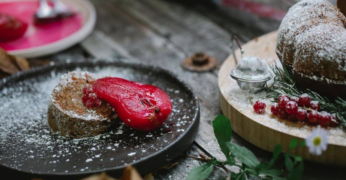 Délicieuse tarte crémeuse alliant poires fondantes et chocolat riche