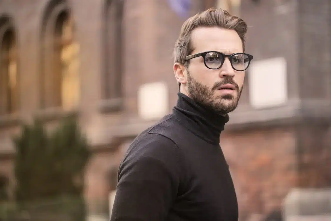 Comment choisir les bonnes lunettes pour homme de vue pour votre type de visage ?