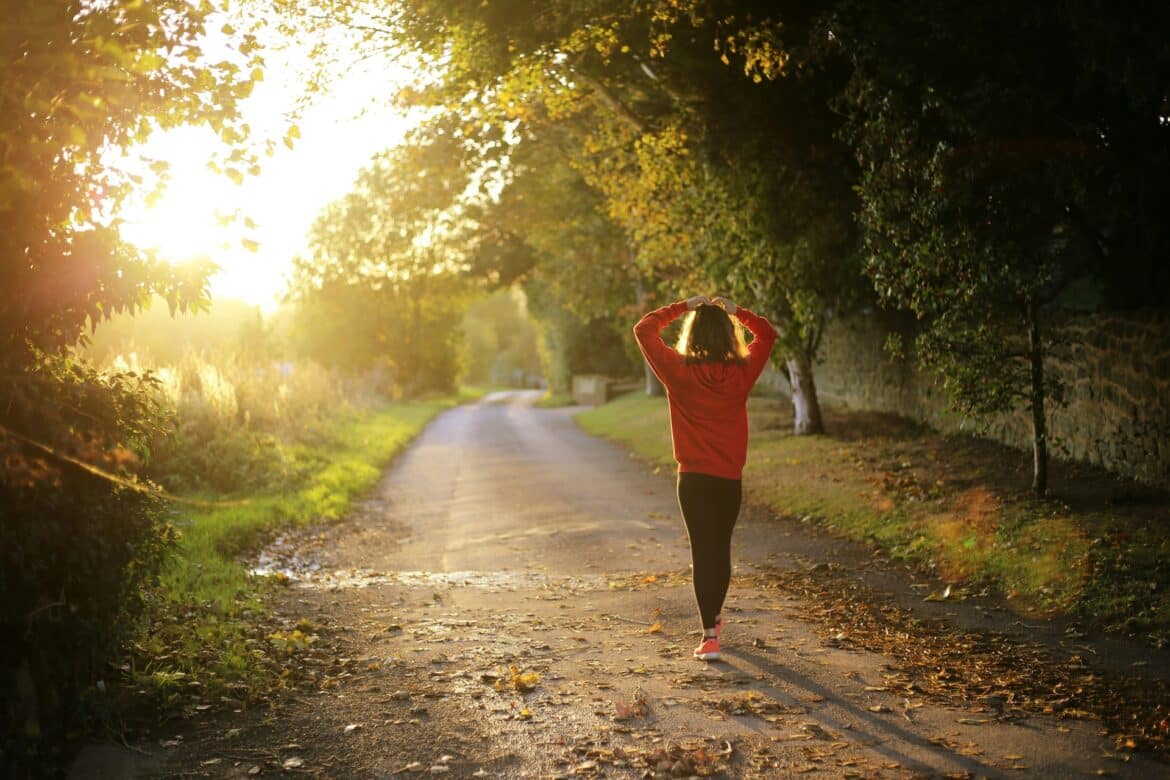 Slow living : pourquoi ralentir commence par prendre soin de soi ?
