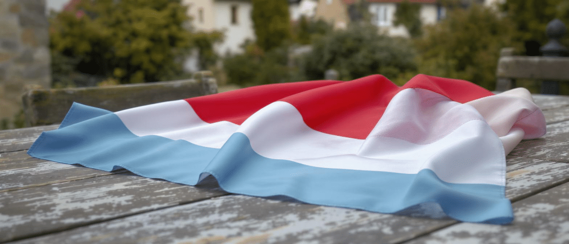 Drapeau Du Luxembourg, Grand-Duché De Luxembourg Illustration de Drapeau Du Luxembourg, Grand-Duché De Luxembourg Illustration de