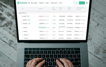 Actualit&eacute;s XRP : pourquoi un seul titre suffit rarement pour d&eacute;cider ?
