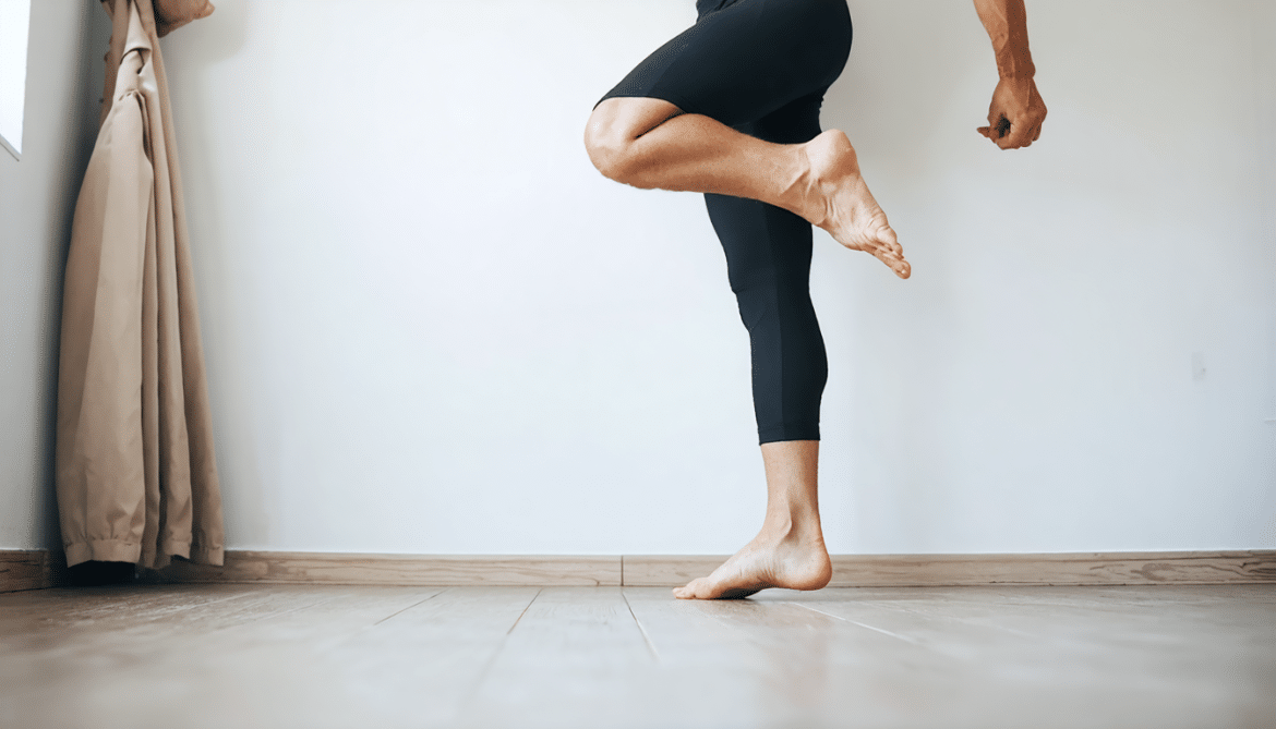 Épine calcanéenne : symptômes et solutions pour soulager cette douleur au talon