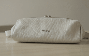 Pol&egrave;ne d&eacute;voile son nouveau sac iconique : le mod&egrave;le &laquo; Sol&eacute; Nomade &raquo; &agrave; ne pas manquer