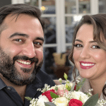 Cyril Hanouna et Shana Loustau officialisent leur amour : quand sa compagne saisit le bouquet, le mariage en vue ?