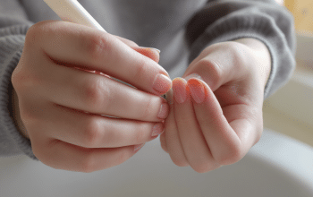 Soin pour les ongles : les astuces pour des mains parfaites